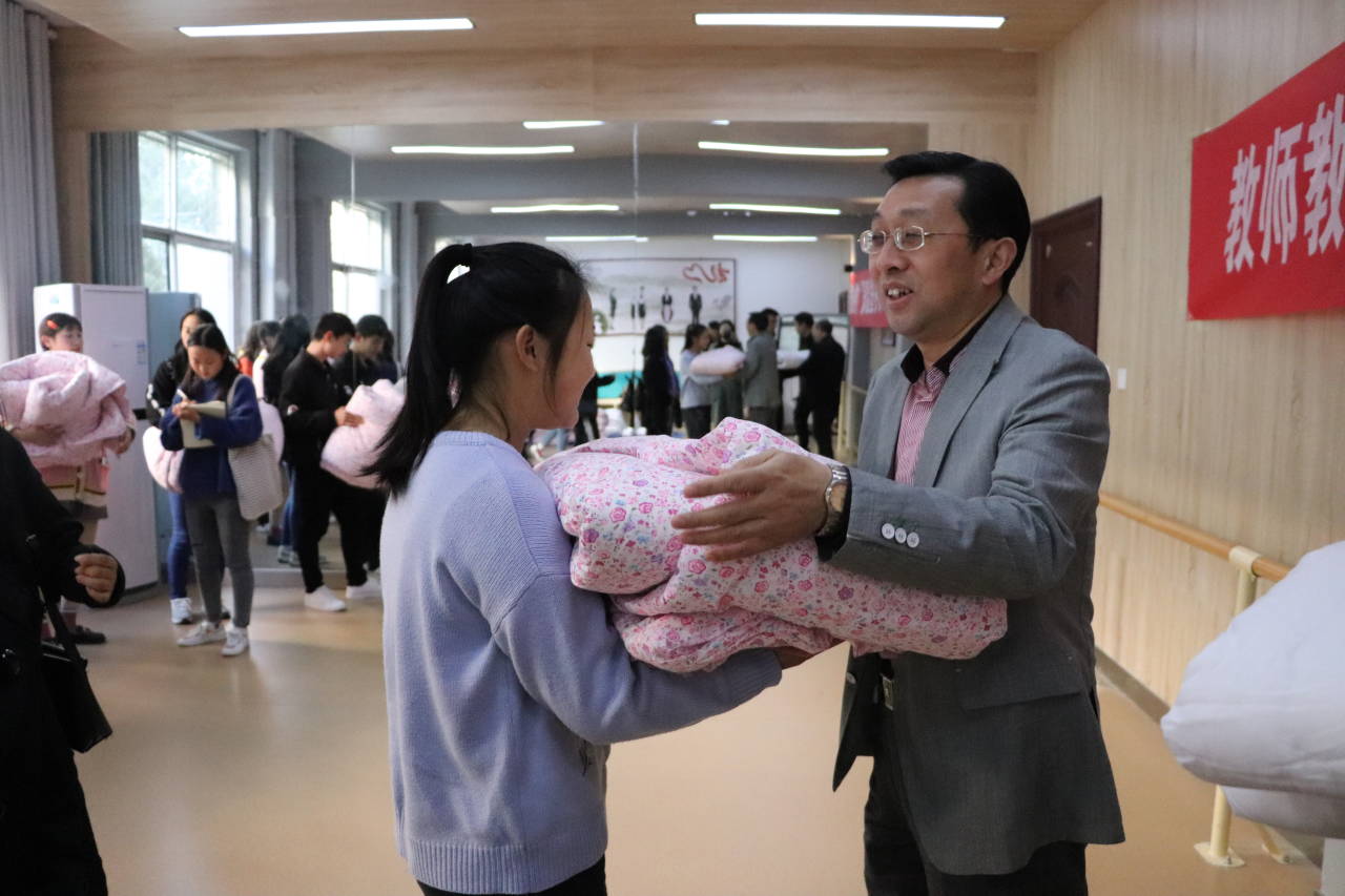 hg皇冠官网