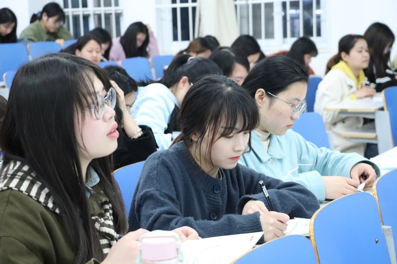 hg皇冠官网