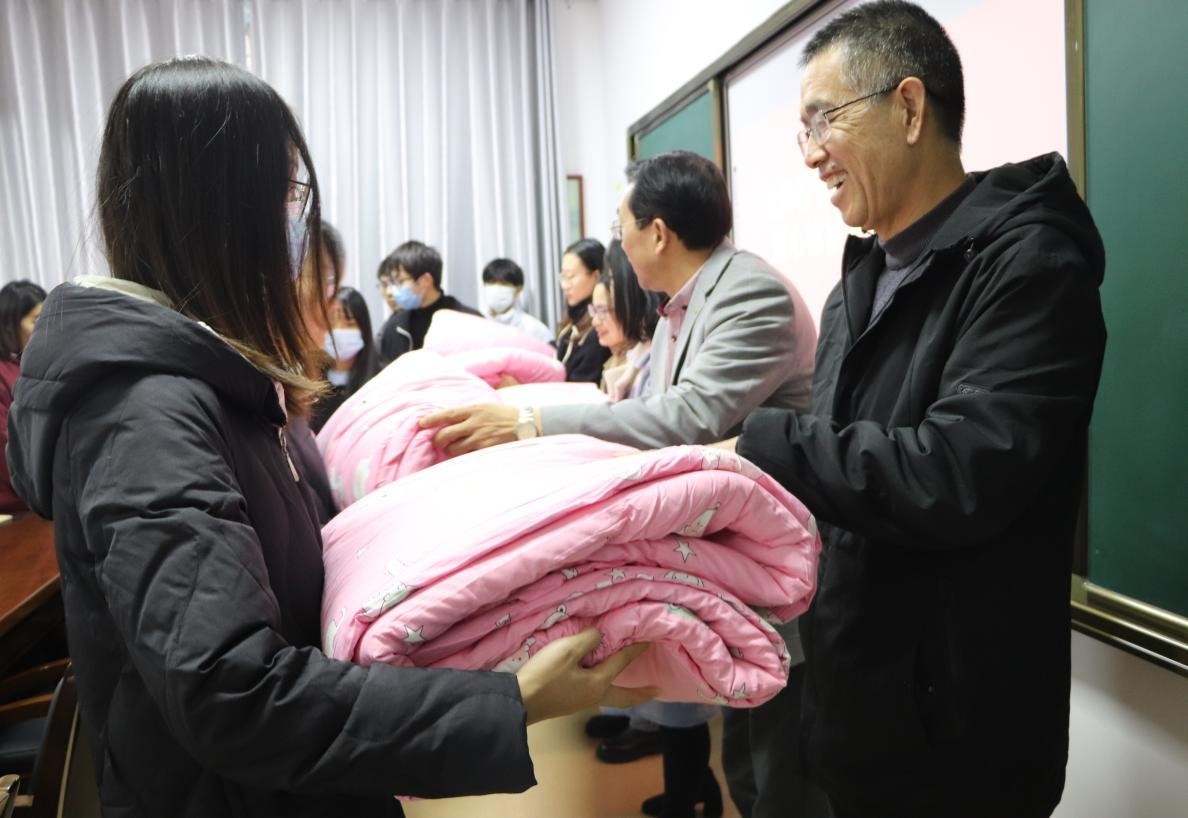 hg皇冠官网