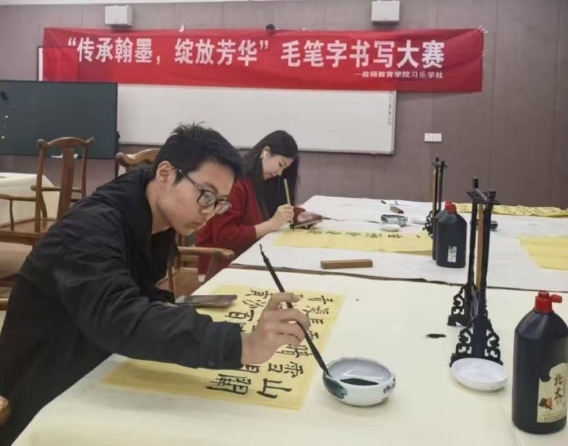 hg皇冠官网