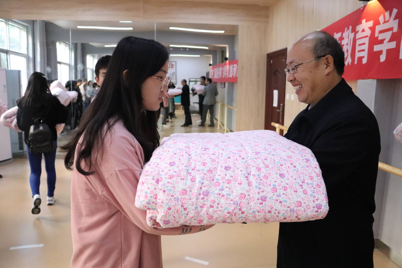 hg皇冠官网