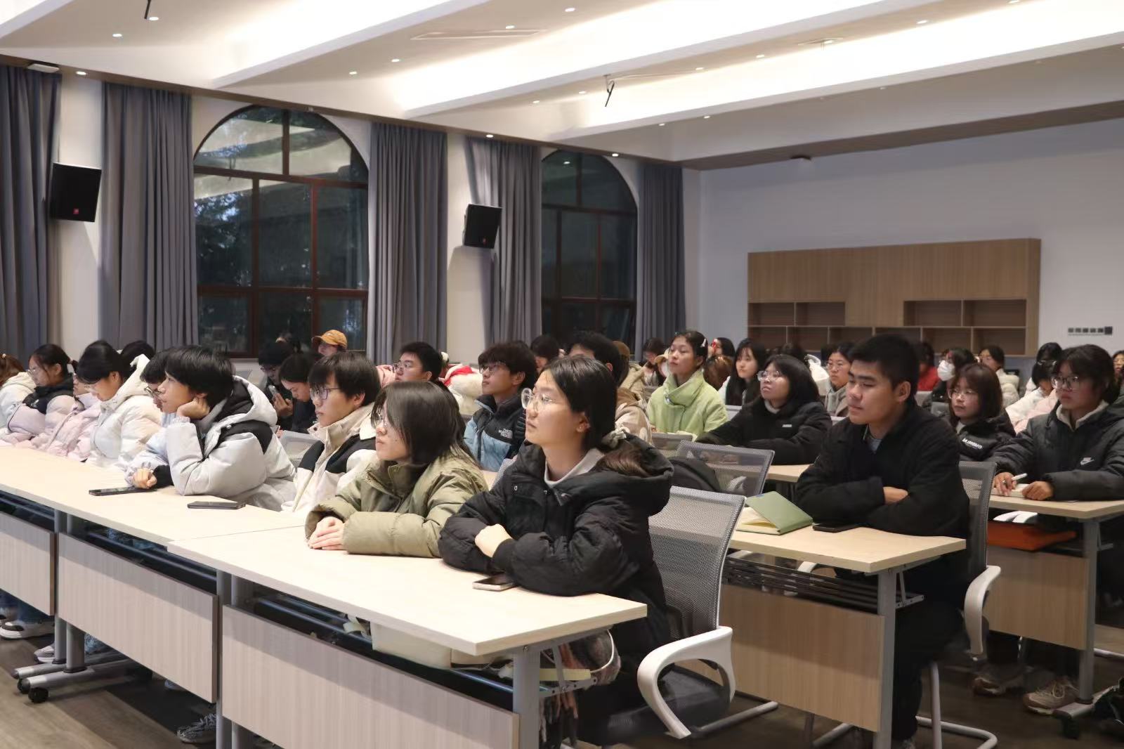 hg皇冠官网