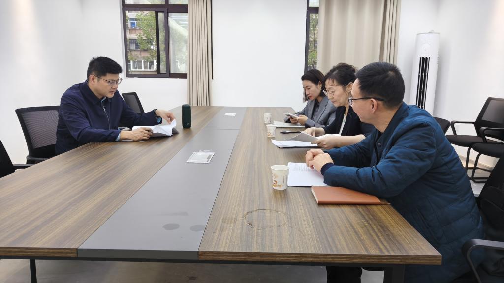 我院赵国龙老师深入信阳市第十三小学开展“U-G-S”协同育人教研活动